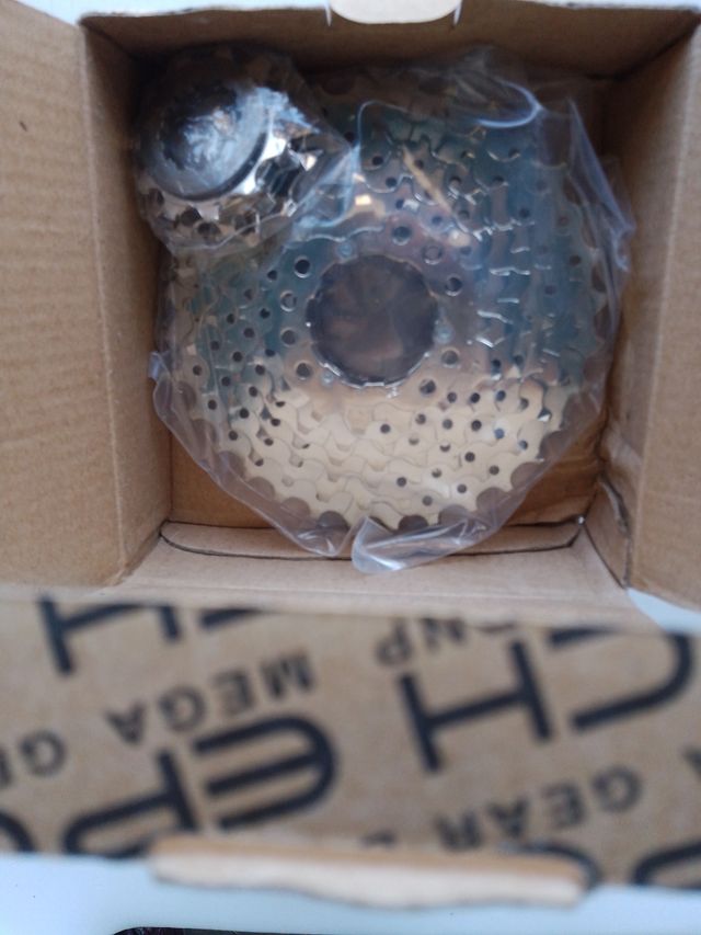 BICICLETTA EPOCH MEGA CASETTE NUOVA A 9 VELOCITÀ