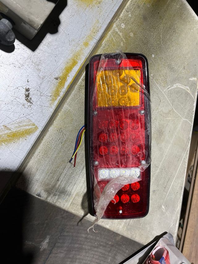 pareja de Pilotos camion o remolque  NUEVOS