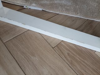 Tavolo basso in legno massello fatto da un falegname