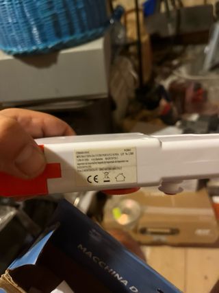 Macchina da cucire portatile