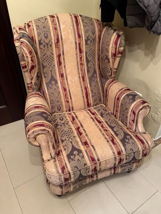 Sofá y dos sillones en La Palma del Condado