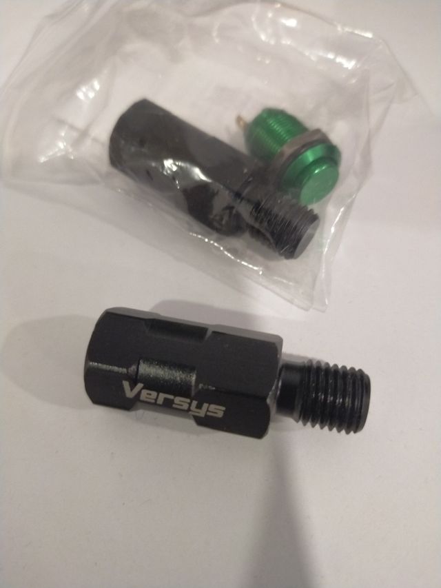 Adaptador espejo versys 