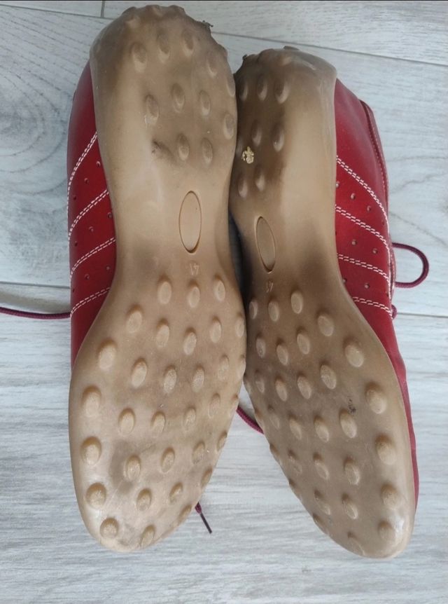 Scarpe sportive rosse in pelle 41