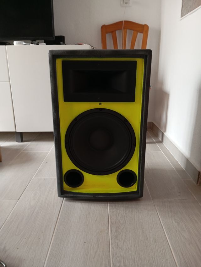 Altavoz de discoteca