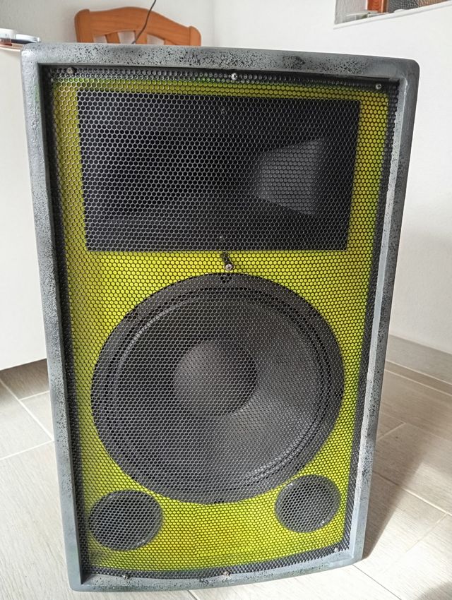 Altavoz de discoteca