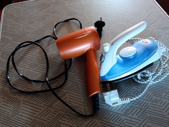 Secador y plancha viaje 