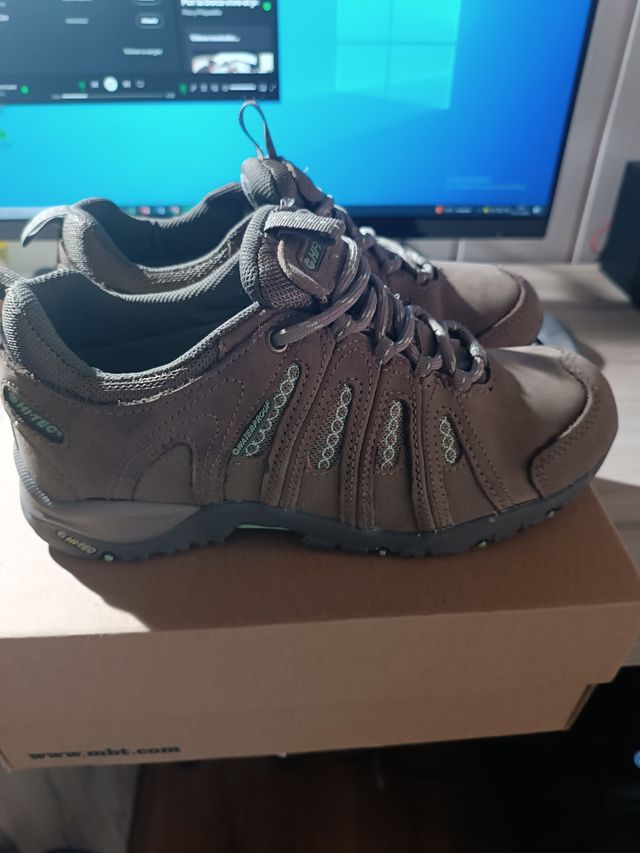 zapatillas de mujer hi-tec