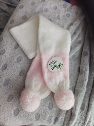 Bufanda y gorro de niña
