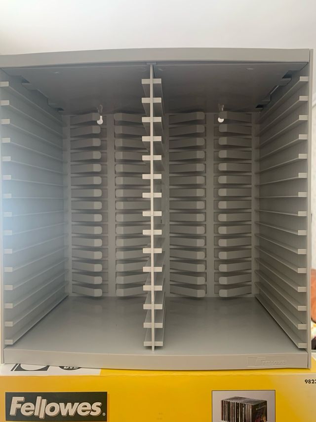 Archivador de CDs/DVs