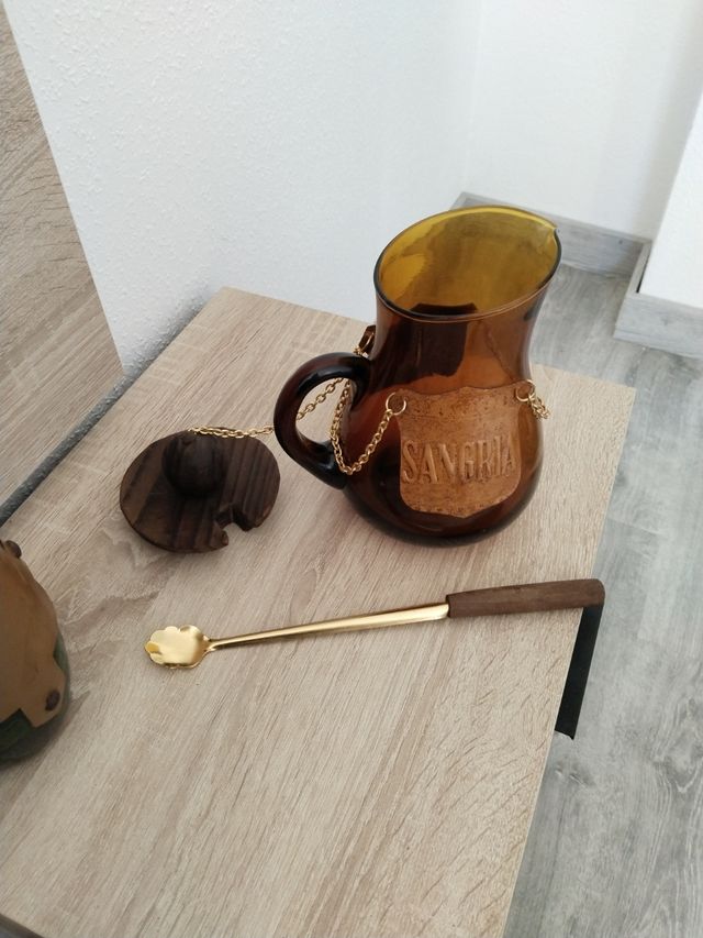 Jarra antigua de sangría