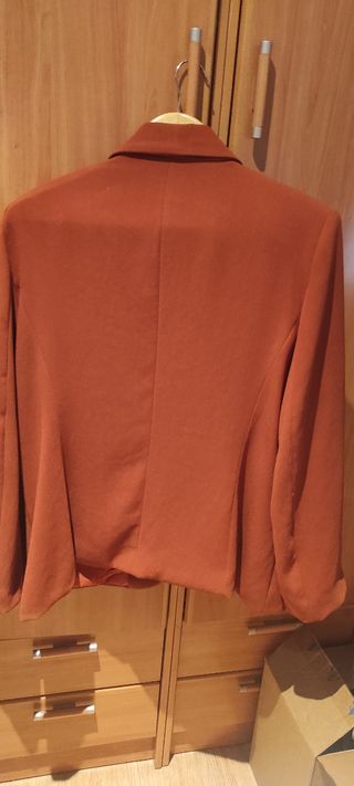 Americana mujer color teja