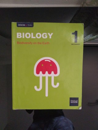 Libro de texto biology 1°ESO