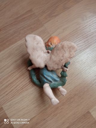 Figura resina pintada a mano