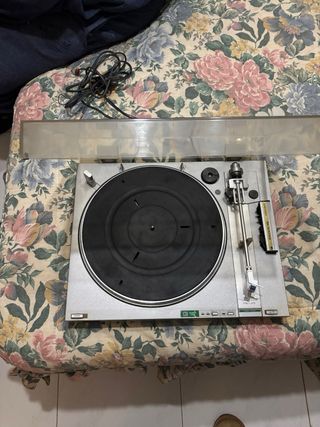 Tocadisco Sony PS-LX5 con tapa