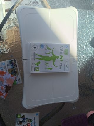 Wii fit plus
