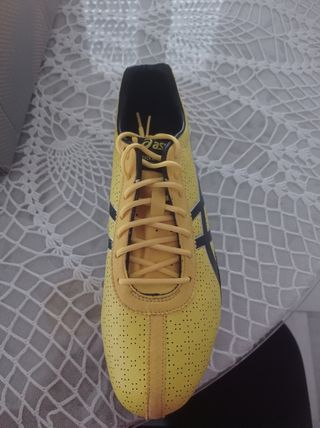 ASICS FAST LAP MD CLAVOS