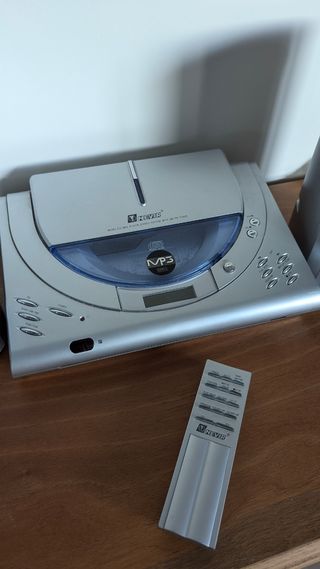 📻 Minicadena Nevir