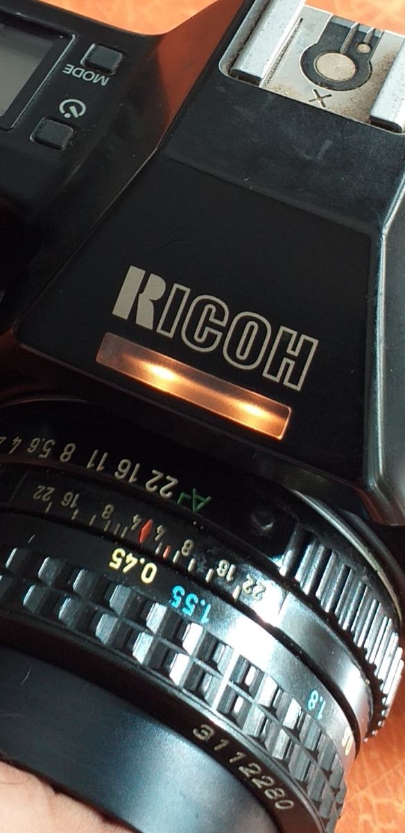 RICOH KR-10M CAMARA