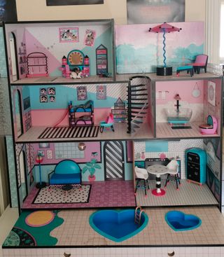 Casa de muñecas Mansión LOL Surprise Madera