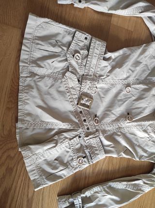 Gabardina beige Stradivarius 