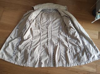 Gabardina beige Stradivarius 