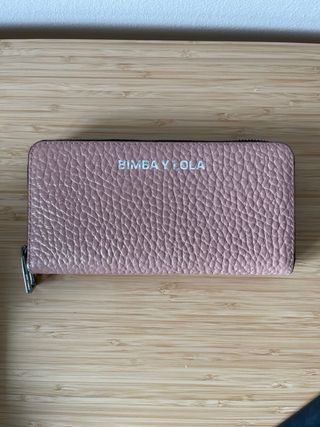 Cartera de piel Bimba y Lola rosa y plata