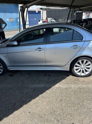 Mitsubishi Lancer 2010