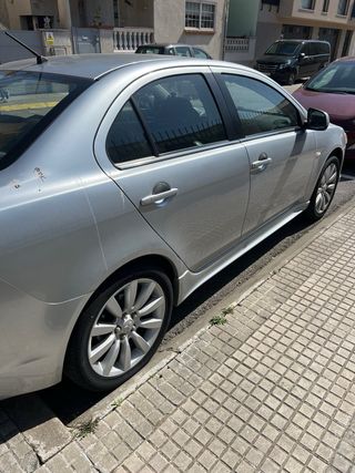 Mitsubishi Lancer 2010