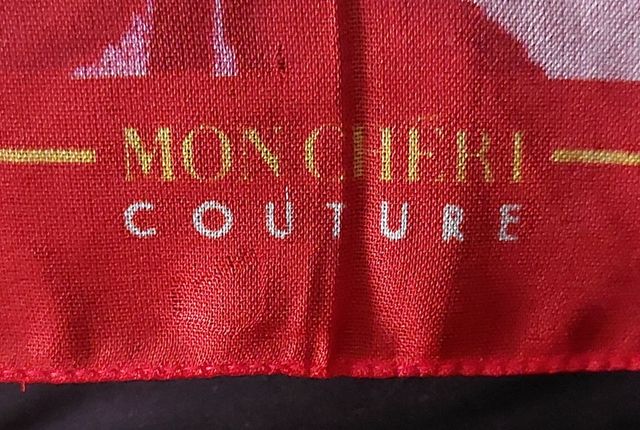 Pañuelo vintage de Couture.