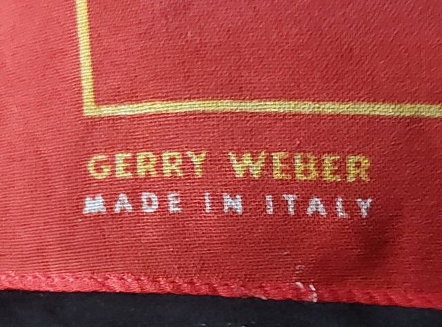 Pañuelo vintage de Couture.