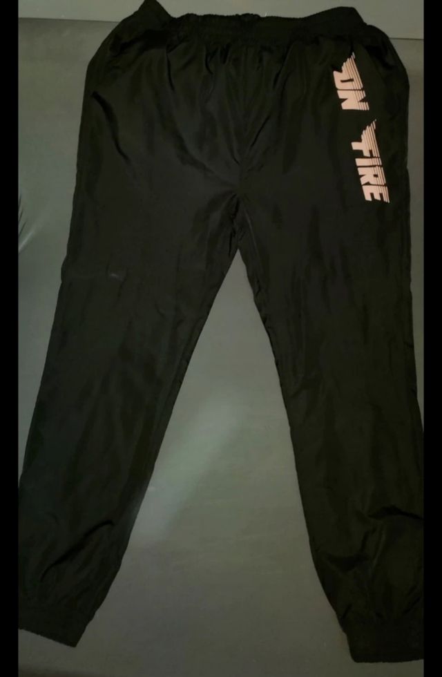 Pantalone sportivo lucido