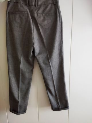 Pantalón traje Adolfo Domínguez. Talla 38 