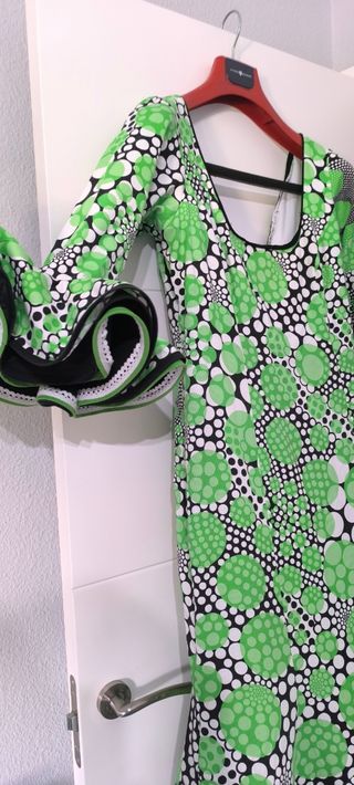 Traje Flamenca y complementos. Feria
