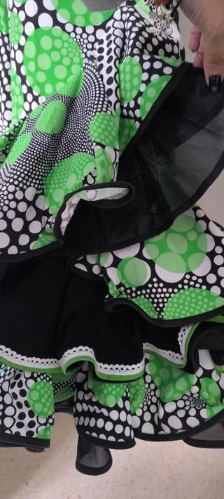 Traje Flamenca y complementos. Feria