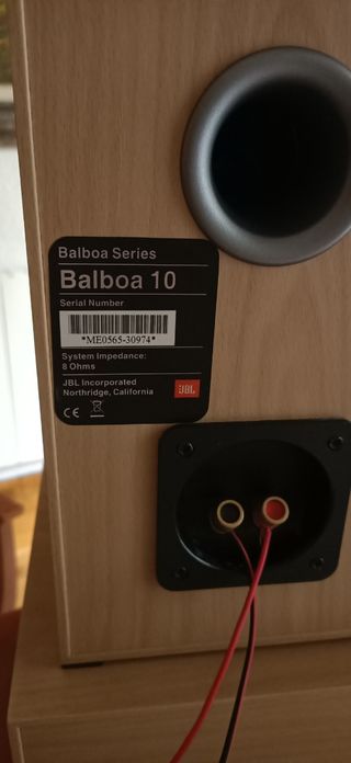 Altavoces JBL Serie Balboa