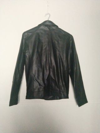 Chaqueta piel sintética 
