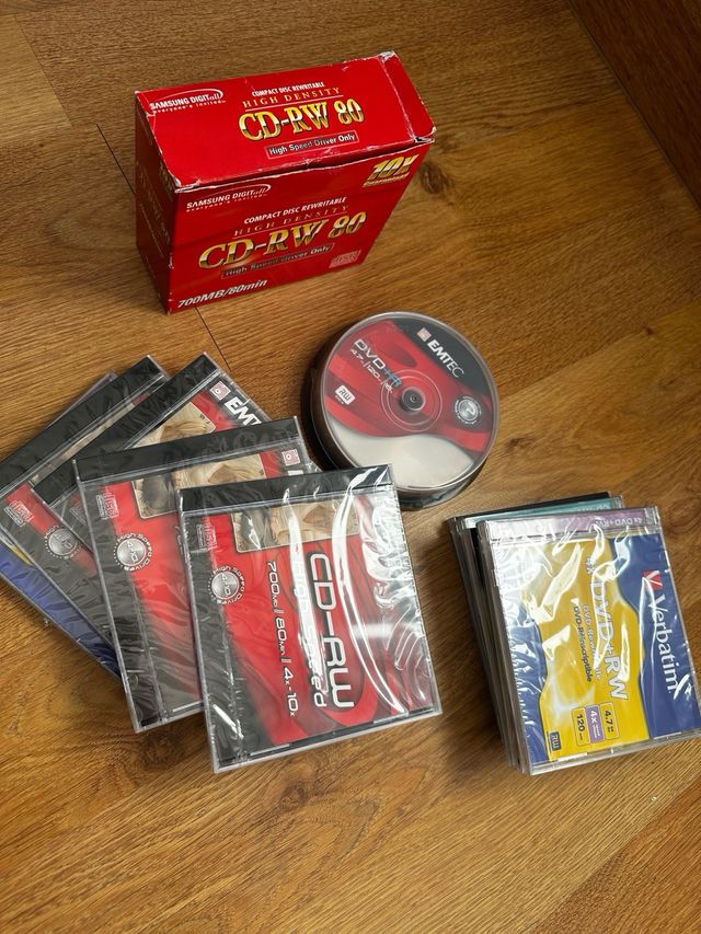 CD y DVD nuevos
