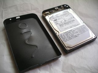 CAJA METÁLICA PARA DISCO DURO + HDD