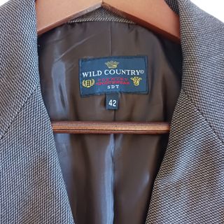 CHAQUETA SEÑORA MARRÓN 