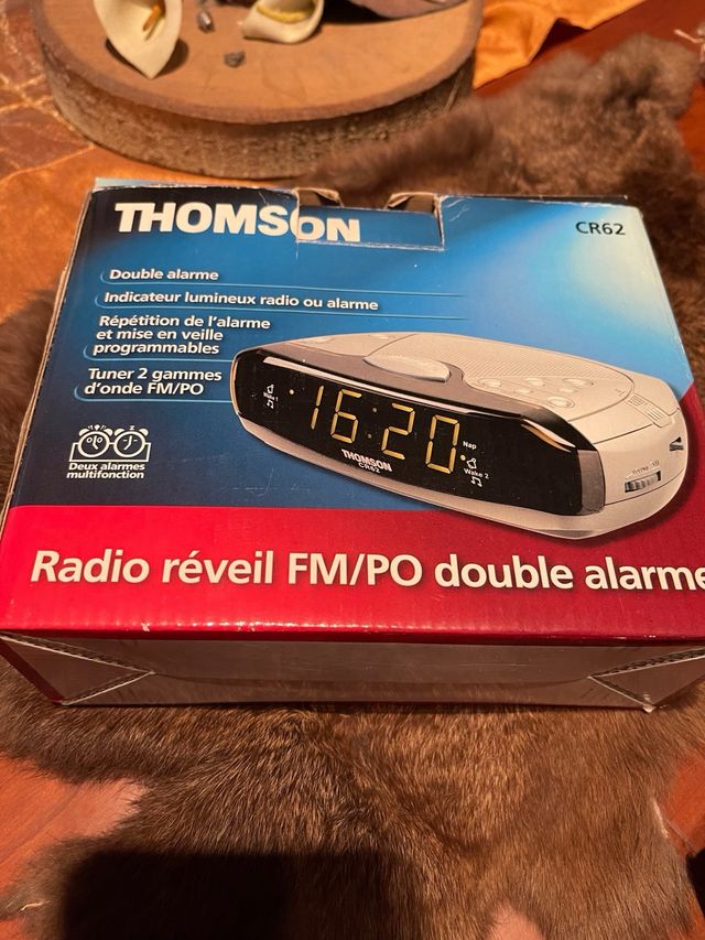 Radio reloj