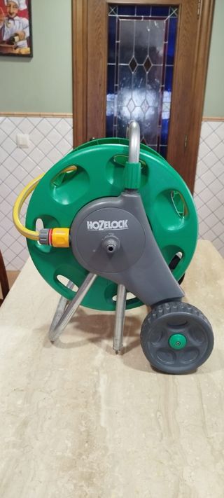 CARRO DE RIEGO/PORTAMANGUERA MARCA HOZELOCK