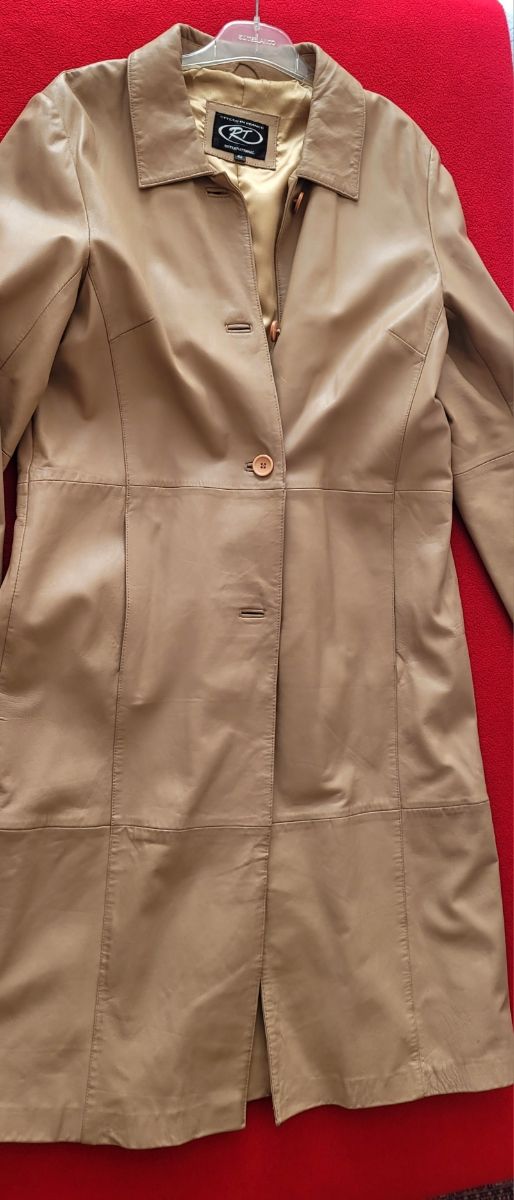 Abrigo largo de piel para mujer