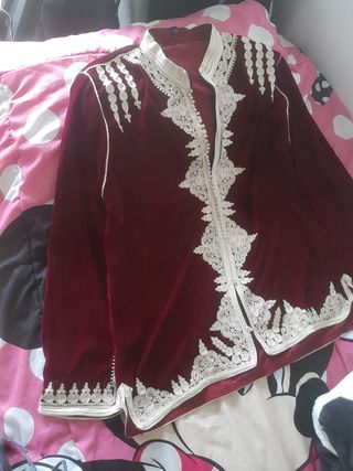 Chaqueta árabe elegante