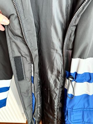 Asos. Abrigo lluvia. Talla L