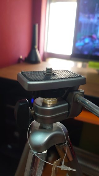 Trípode telescópico