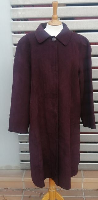 Abrigo Clásico Impecable. Rebajado