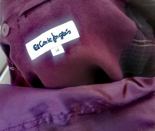 Abrigo Clásico Impecable. Rebajado