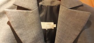Americana mujer gris