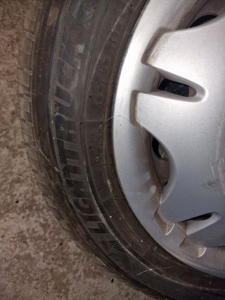 Ruedas/llantas neumáticos mercedes vito viano tapa