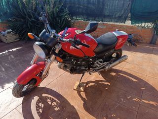 Ducati Monster 600